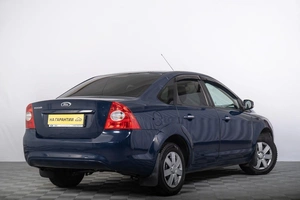 Седан Ford Focus 2011 года, 529000 рублей, Томск