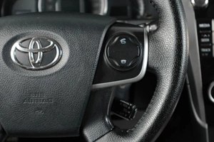 Седан Toyota Camry 2013 года, 1479000 рублей, Тюмень