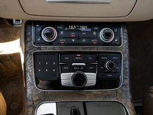 Седан Audi A8 2015 года, 2690000 рублей, Ставрополь