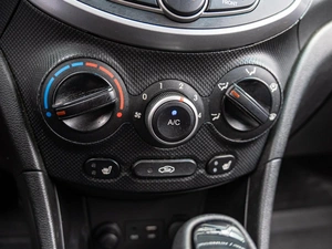 Седан Hyundai Solaris 2016 года, 975000 рублей, Краснодар