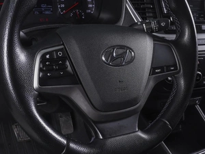 Седан Hyundai Solaris 2018 года, 1419000 рублей, Ростов-на-Дону