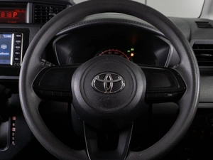 Минивэн Toyota Roomy 2021 года, 1300000 рублей, Тюмень