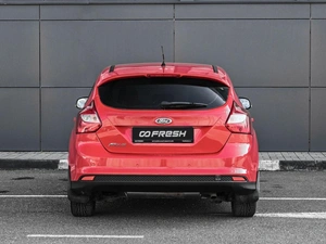 Хетчбэк Ford Focus 2012 года, 834000 рублей, Кирилловка