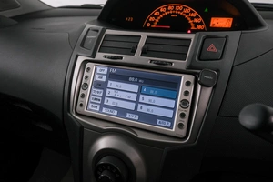 Хетчбэк Toyota Vitz 2010 года, 699000 рублей, Красноярск