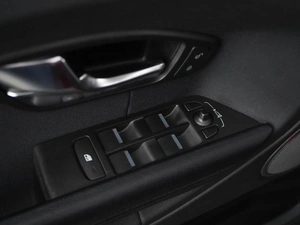 Внедорожник Land Rover Range Rover Evoque 2013 года, 2357077 рублей, Москва
