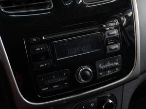 Хетчбэк Renault Sandero 2016 года, 1049000 рублей, Тюмень