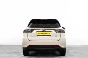 Внедорожник Toyota Harrier 2015 года, 2349000 рублей, Барнаул