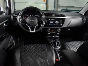 Седан Kia Rio 2021 года, 1834000 рублей, Воронеж