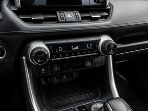 Внедорожник Toyota RAV4 2020 года, 3070000 рублей, Краснодар