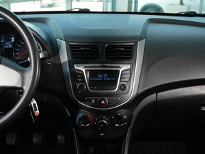 Седан Hyundai Solaris 2016 года, 798000 рублей, Тверь