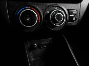 Седан Kia Rio 2013 года, 929000 рублей, Воронеж