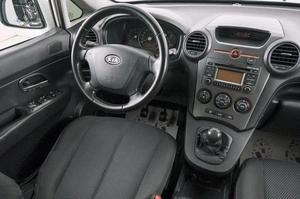 Минивэн Kia Carens 2011 года, 729000 рублей, Красноярск