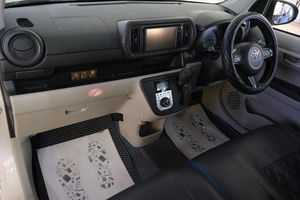Хетчбэк Toyota Passo 2015 года, 919000 рублей, Омск