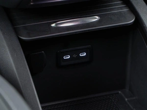 Минивэн Mercedes-benz V-класс 2024 года, 13249999 рублей, Москва