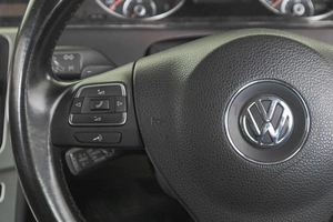 Седан Volkswagen Passat 2013 года, 1179000 рублей, Кемерово
