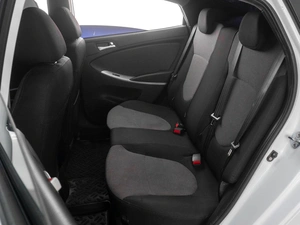 Седан Hyundai Solaris 2011 года, 819000 рублей, Тюмень