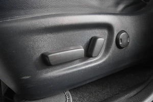 Внедорожник Toyota RAV4 2019 года, 2979000 рублей, Кемерово