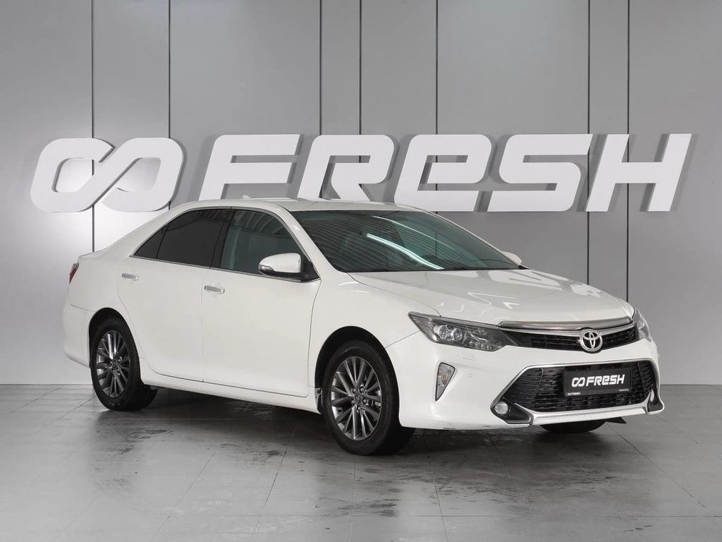 Седан Toyota Camry 2017 года, 1988000 рублей, Минеральные Воды
