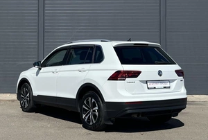 Внедорожник Volkswagen Tiguan 2019 года, 2235000 рублей, Солонцы