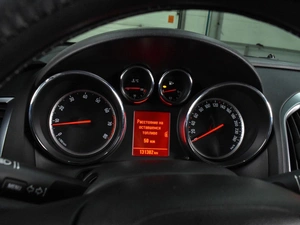 Хетчбэк Opel Astra 2013 года, 849000 рублей, Воронеж