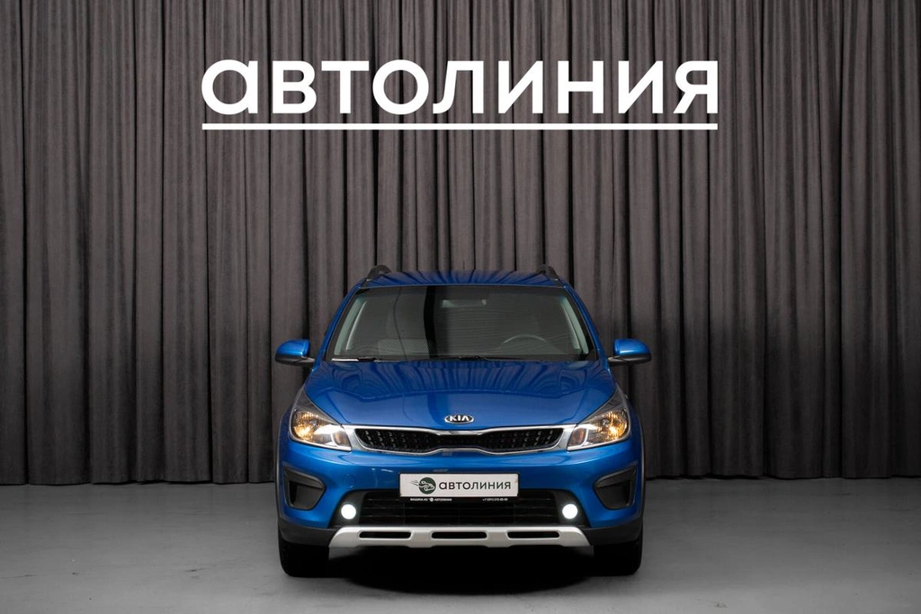Хетчбэк Kia Rio X-Line 2019 года, 1440000 рублей, Красноярск