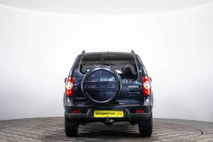 Внедорожник Chevrolet Niva 2012 года, 499000 рублей, Пермь