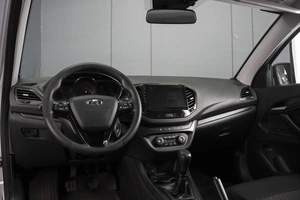 Седан ВАЗ (LADA) Vesta 2020 года, 1050000 рублей, Омск
