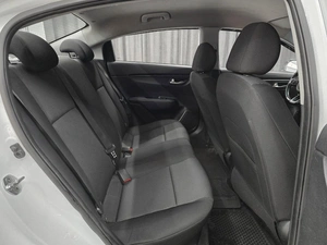 Седан Kia Rio 2020 года, 995000 рублей, Красноярск