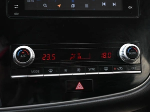 Внедорожник Mitsubishi Outlander 2021 года, 1999000 рублей, Кирилловка