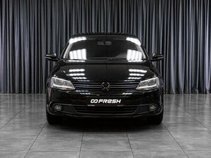 Седан Volkswagen Jetta 2011 года, 729000 рублей, Тюмень