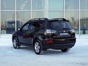 Внедорожник Mitsubishi Outlander 2011 года, 1048000 рублей, Нижний Новгород