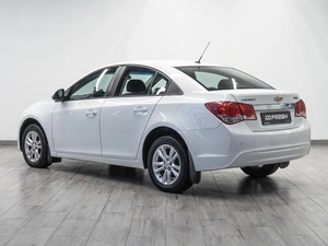 Седан Chevrolet Cruze 2015 года, 999000 рублей, Саратов