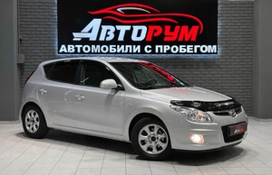 Хетчбэк Hyundai i30 2010 года, 650000 рублей, Красноярск