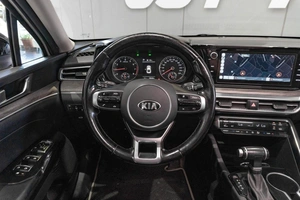 Седан Kia K5 2020 года, 2289000 рублей, Петрозаводск