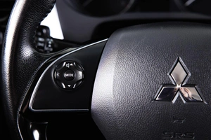 Внедорожник Mitsubishi Outlander 2017 года, 1959000 рублей, Пермь