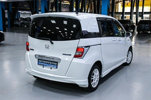 Минивэн Honda Freed 2016 года, 1258000 рублей, Солонцы