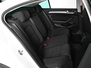 Седан Volkswagen Passat 2019 года, 2249000 рублей, Аксай