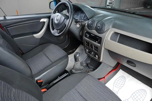 Хетчбэк Renault Sandero 2012 года, 599000 рублей, Тюмень