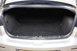 Седан Mazda 3 2006 года, 619000 рублей, Новосибирск