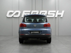 Внедорожник Volkswagen Tiguan 2013 года, 1219000 рублей, Воронеж