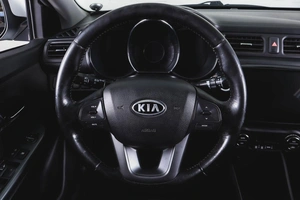 Седан Kia Rio 2012 года, 699000 рублей, Пермь