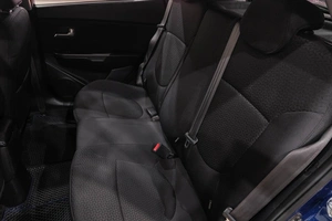 Хетчбэк Kia Rio 2015 года, 1049000 рублей, Новокузнецк