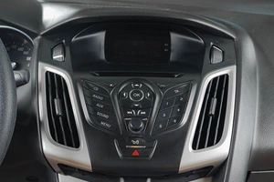 Седан Ford Focus 2012 года, 879000 рублей, Тюмень