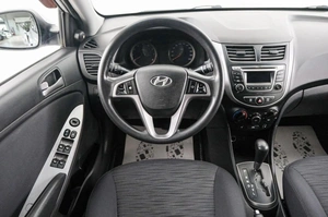 Седан Hyundai Solaris 2014 года, 1049000 рублей, Красноярск