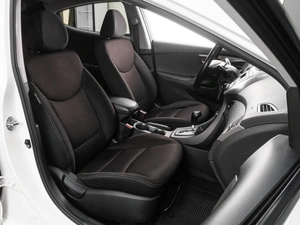 Седан Hyundai Elantra 2012 года, 1249000 рублей, Тюмень