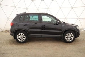 Внедорожник Volkswagen Tiguan 2016 года, 1750000 рублей, Обнинск