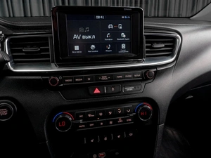 Хетчбэк Kia Ceed 2019 года, 1709000 рублей, Тюмень