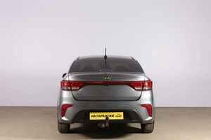 Седан Kia Rio 2019 года, 1699000 рублей, Новосибирск