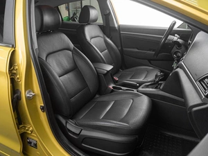 Седан Hyundai Elantra 2016 года, 1349000 рублей, Тюмень
