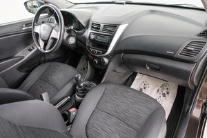 Седан Hyundai Solaris 2014 года, 679000 рублей, Красноярск